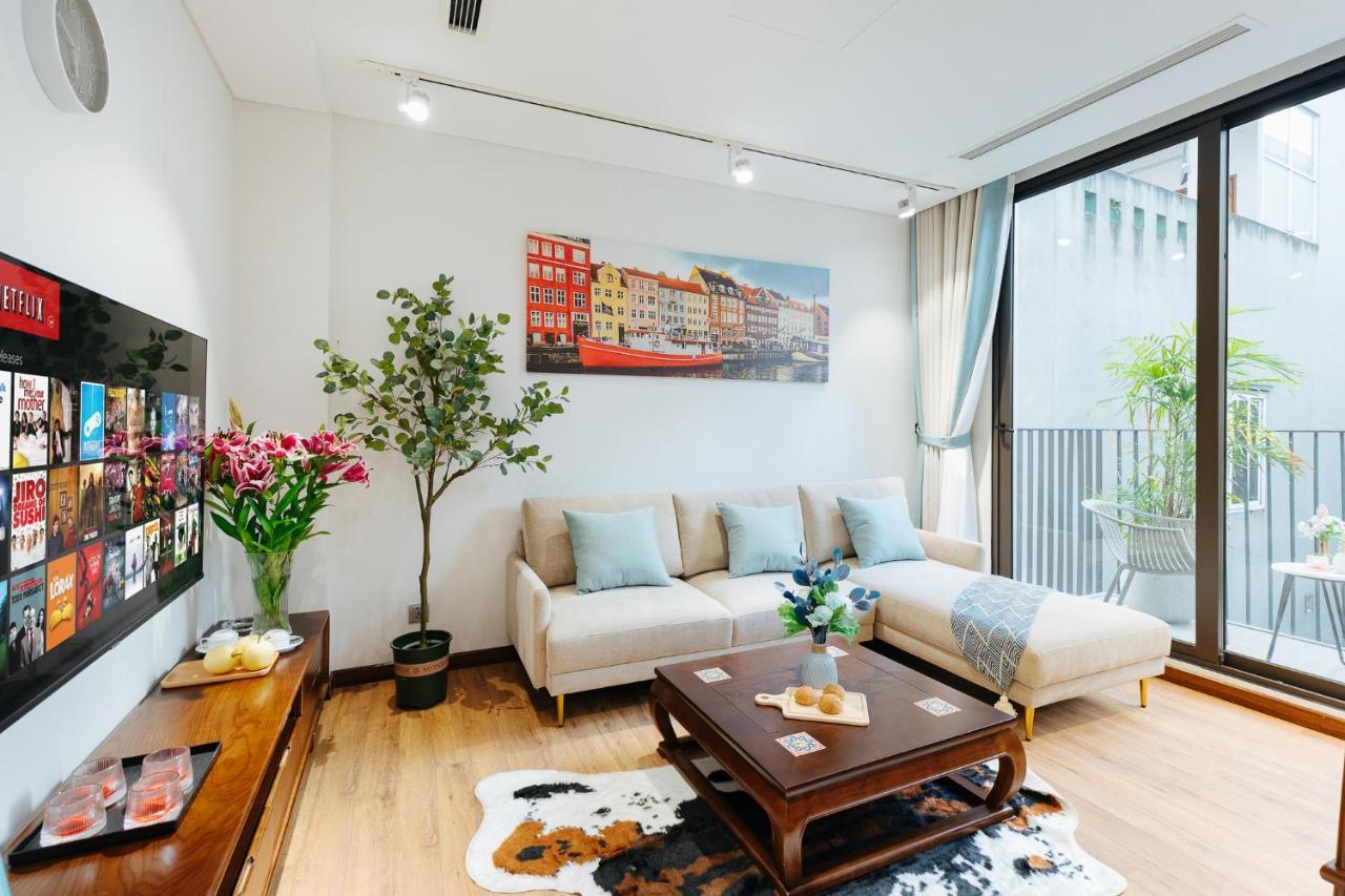 Margaery Boutique Apartment & Skyon9 Rooftop Bar Hanoi Exterior foto
